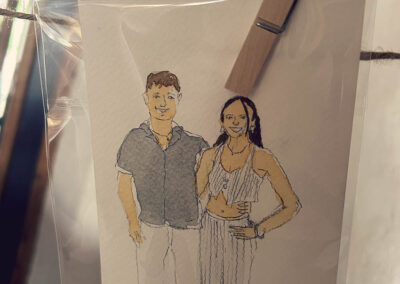 Illustration en aquarelle d’un couple capturée en direct pendant un mariage élégant en Alsace.